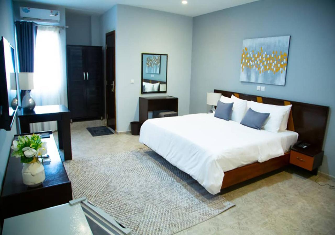 Onyx Hotel Ямусукро Екстериор снимка
