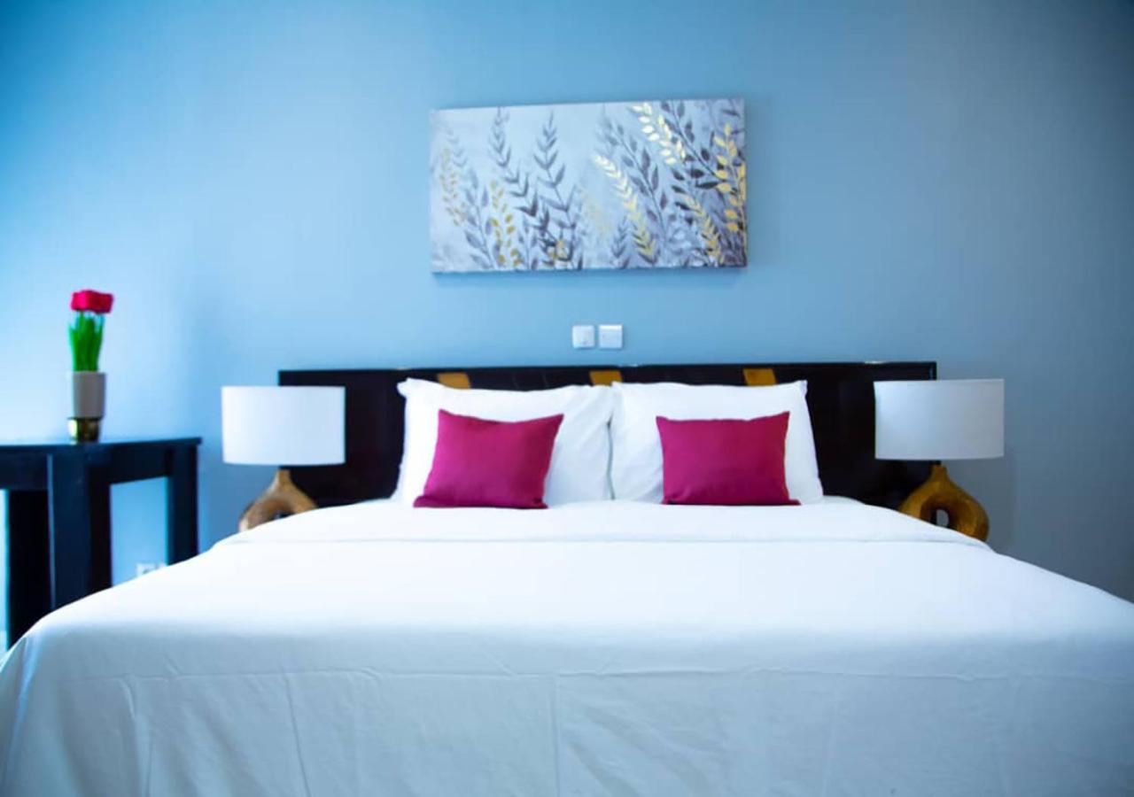 Onyx Hotel Ямусукро Екстериор снимка