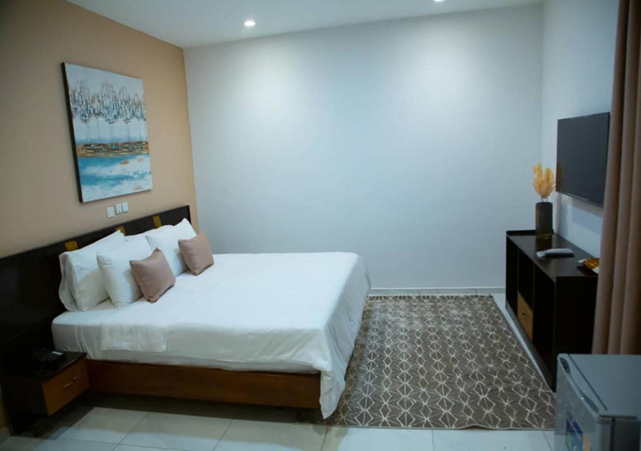Onyx Hotel Ямусукро Екстериор снимка