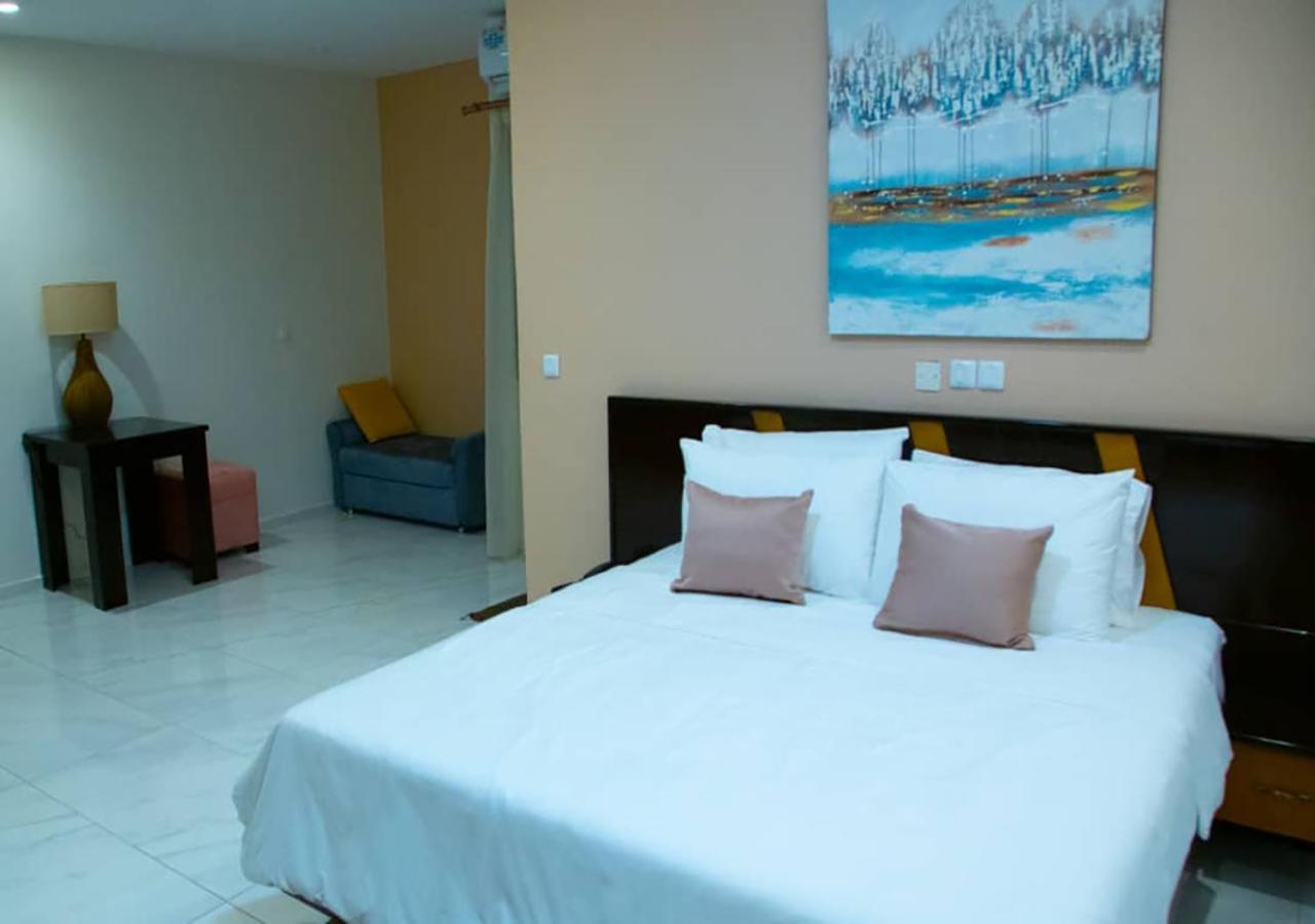 Onyx Hotel Ямусукро Екстериор снимка