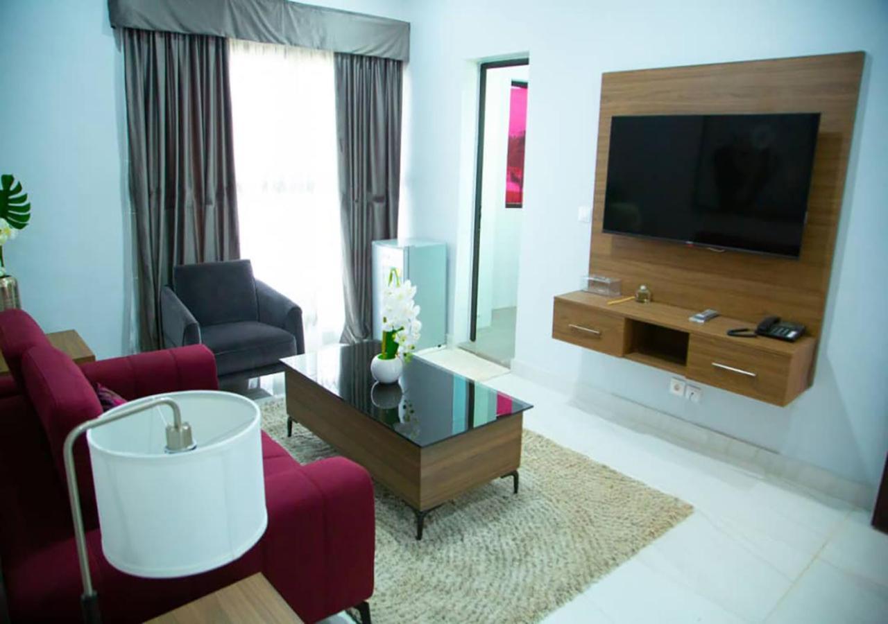 Onyx Hotel Ямусукро Екстериор снимка